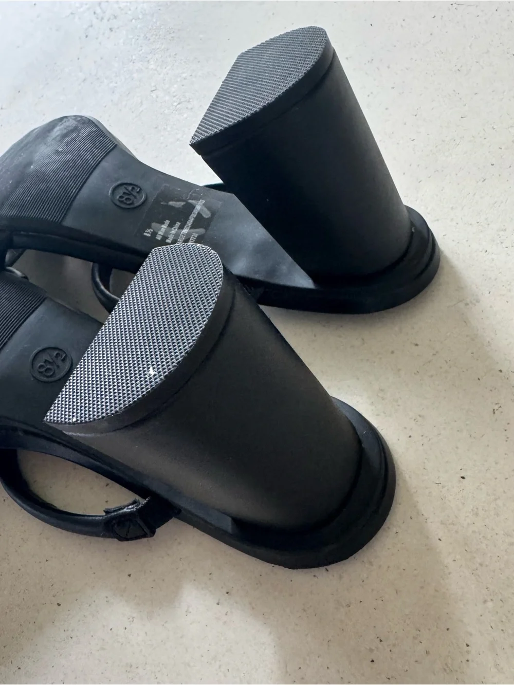 A New Day Black Strappy Heeled Sandals Size 8.5 | Minimalist 90s Style